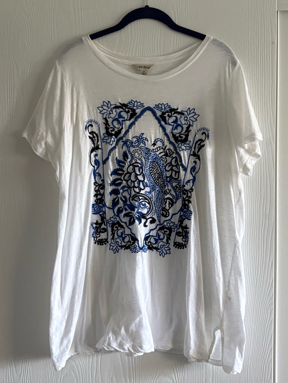 Lucky Brand short sleeve lightweight top with embroidery 1X